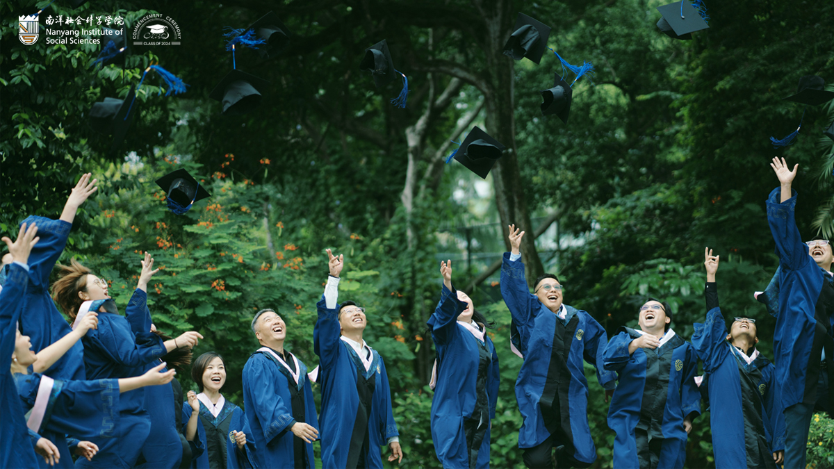 丢学位帽外景1.jpg